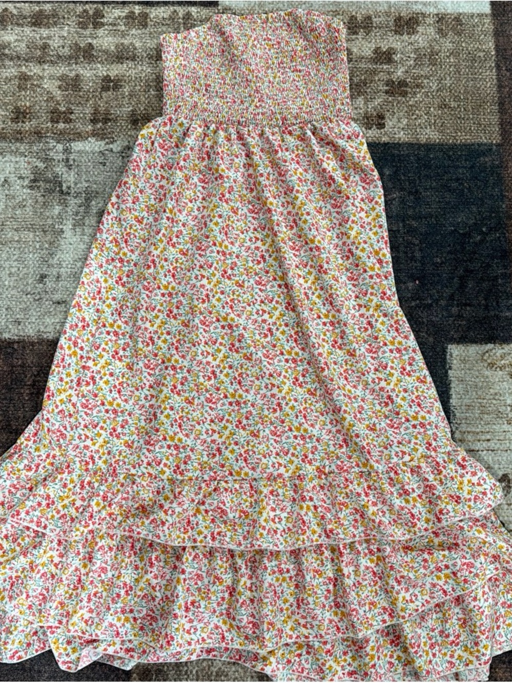 Women’s strapless maxi dress floral